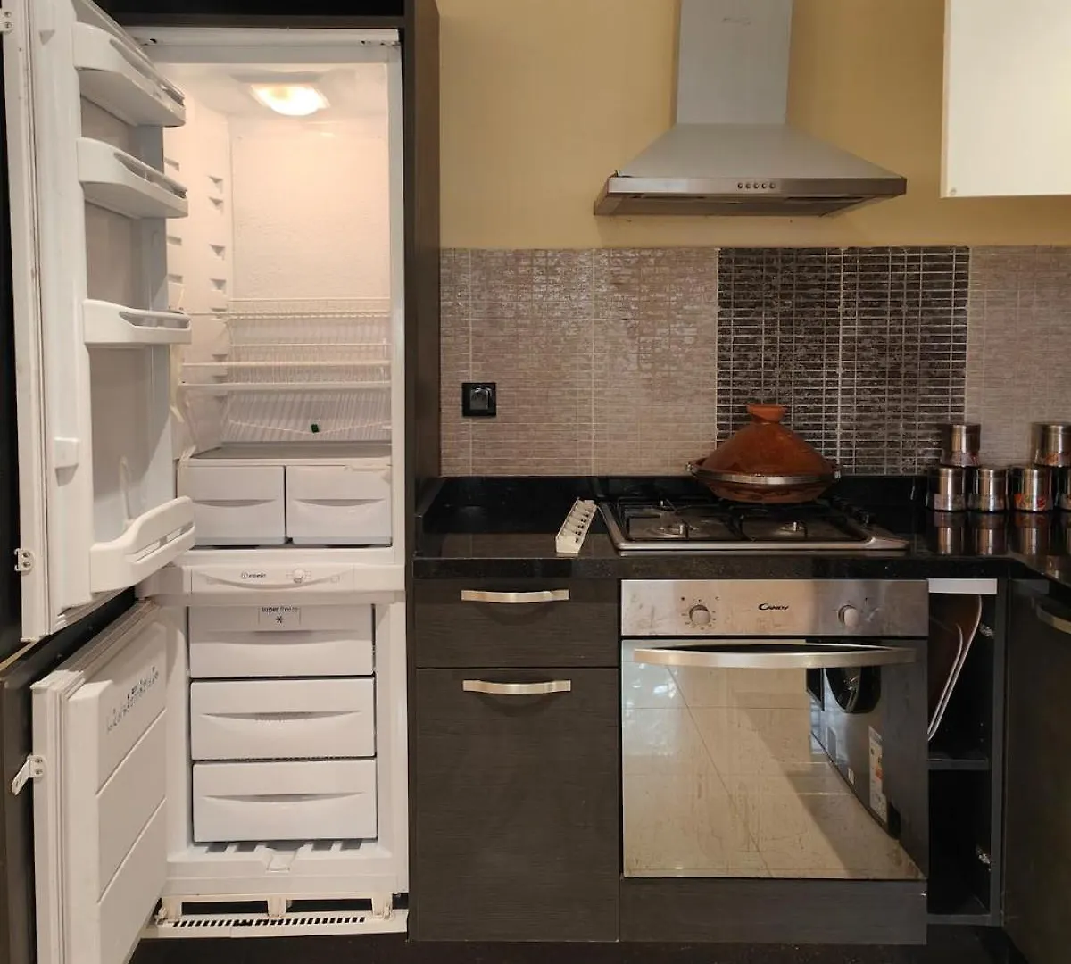 Excellent Appartement T3 Piscine Агадир